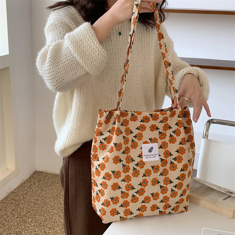 Retro velvetist naiste õlakott, suur mahutavus, üliõpilaste tüdrukute vabaaja kandekott Käekotid, lilleline leopard, naiste ostukotid