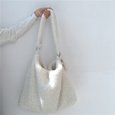 Kunstlambavillast Naiste õlakotid Luksusliku disainiga Kunstkarusnahast Naistele Valged Käekotid Naistele Käekott suur vabaaja kott