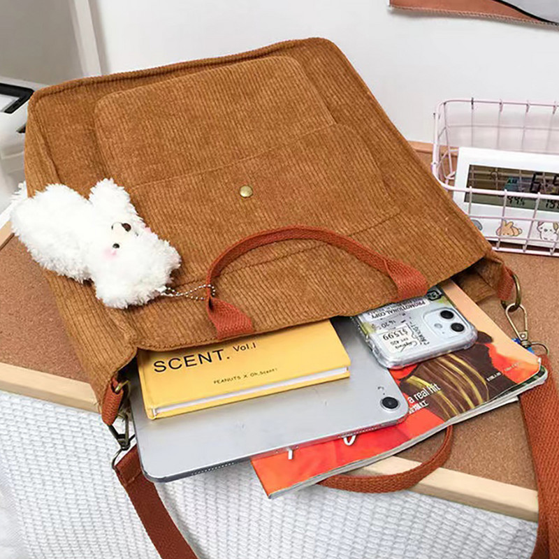 Velvetist õlakott Naiste vanaaegne ostukotid Tõmblukuga Õpilasraamatukott Suure mahutavusega käekotid Välistaskuga vabaajakott