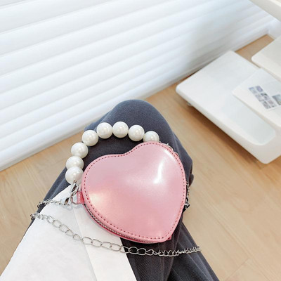 Mini geantă crossbody pentru femei 2022, tendință de vară, design de nișă, geantă de umăr cu lanț de perle, geantă de fată cu texturi și personalitate