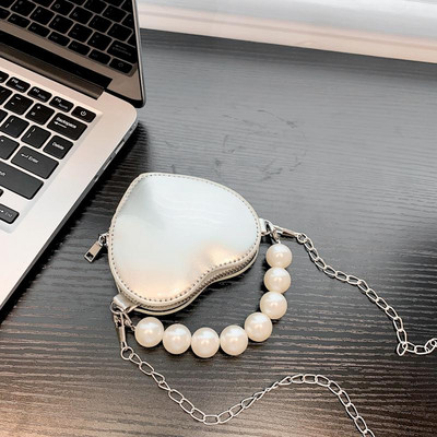 Mini geantă crossbody pentru femei 2022, tendință de vară, design de nișă, geantă de umăr cu lanț de perle, geantă de fată cu texturi și personalitate