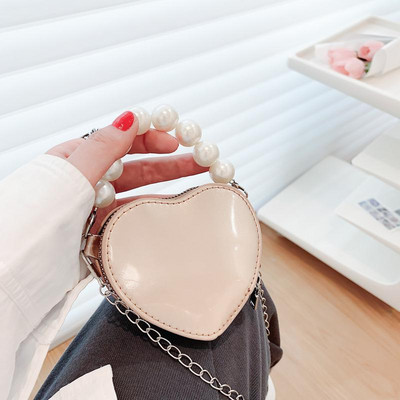 Mini geantă crossbody pentru femei 2022, tendință de vară, design de nișă, geantă de umăr cu lanț de perle, geantă de fată cu texturi și personalitate