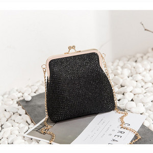 YBYT divatos szalmából készült crossbody táskák nőknek 2019 egyszerű alkalmi lánc női válltáska kézitáska tömör szövésű női kagylótáskák