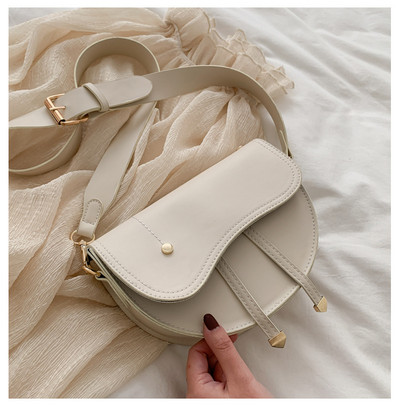 Uus retro väike disainkott naistele PU nahast Crossbody kott õlakott Moodsad sadulakotid naistele
