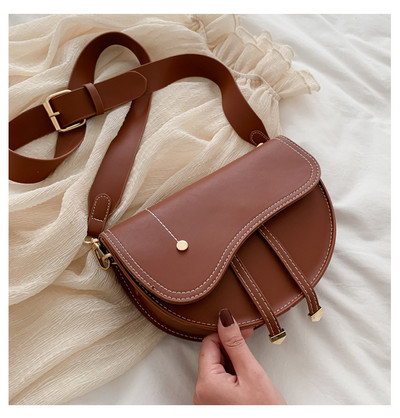 Uus retro väike disainkott naistele PU nahast Crossbody kott õlakott Moodsad sadulakotid naistele