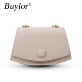 Ostja naiste õlakott Ühevärviline ketiga helmestega klappkott PU-nahast kestatüüpi naiste käekott Moodne naiste käekott