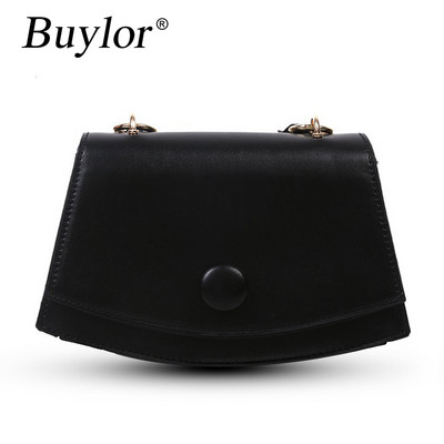 Ostja naiste õlakott Ühevärviline ketiga helmestega klappkott PU-nahast kestatüüpi naiste käekott Moodne naiste käekott