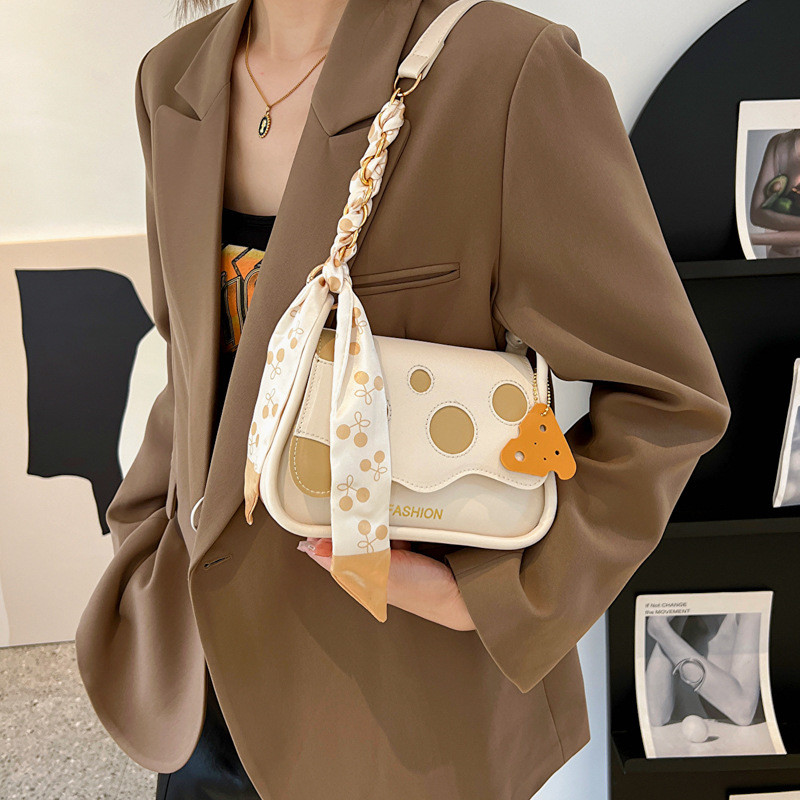 Moodne peen ostukott Korea stiilis siidist sall, isikupärastatud PU-nahast trendikas naistekott vabaaja naiste kandikud õlg