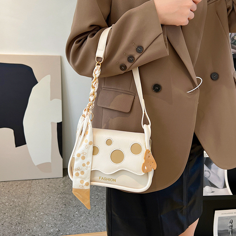 Moodne peen ostukott Korea stiilis siidist sall, isikupärastatud PU-nahast trendikas naistekott vabaaja naiste kandikud õlg