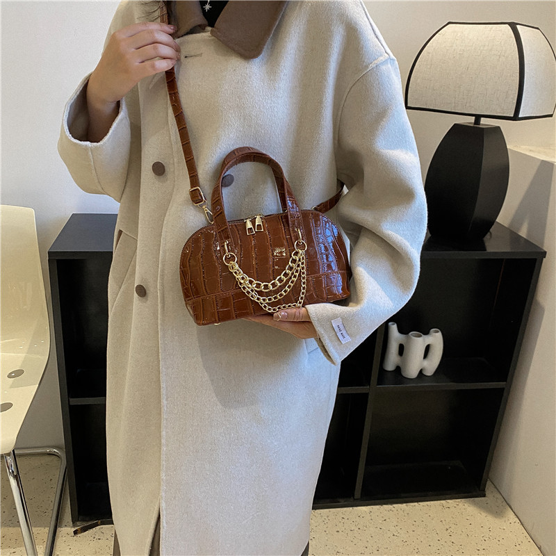 Дамска чанта за едно рамо с текстурен камък за жени Ретро универсални вериги Ракови чанти Нова ежедневна чанта през рамо