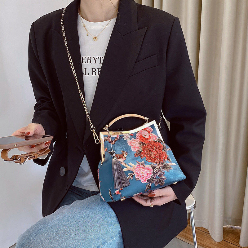 Vintage Designer Lukk Shell kotid Pure Bag Fringe Chain Naiste õlakott Chic Lady Naiste käekotid Sac A Main Femme