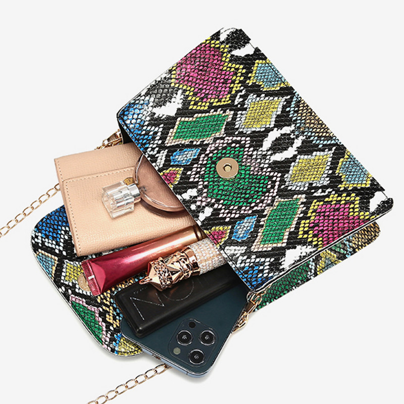 Τσάντες ρετρό εκτύπωσης με μοτίβο φιδιών Γυναικείες δερμάτινες τσάντες ώμου από μαλακό PU για γυναικεία τσάντα χιαστί με αλυσίδα 2022 Μόδα 2022