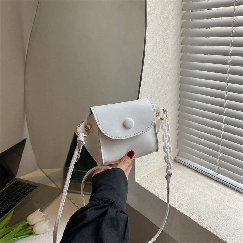 Mini naiste valge messenger kott PU nahast käekott Disainer Trend Cross Body õlakottid Lady Väike must hõbedane Crossbody kott