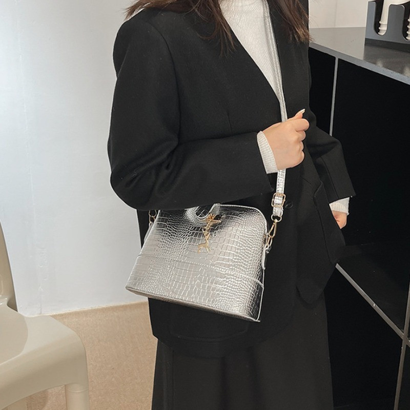 Női válltáska, 2023, új, kőből készült, bőr luxus dizájner női táska, olcsó női, alkalmi táska Shell futártáska