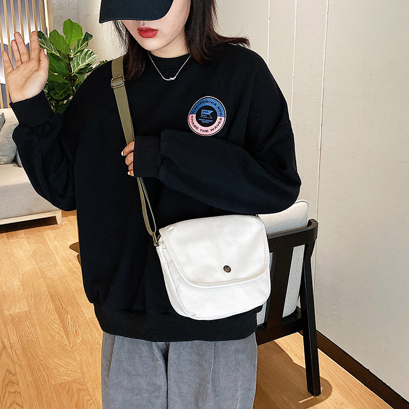 2022 New Arrive Messenger Bags Lihtsad meestele ja naistele Kirjanduslikud vabaaja Jokeri õlakotid Ostukotid