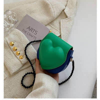 Új, melegen eladó szív alakú, divatos kereszt test színű kontrasztos mini egy vállas kis táska nőknek