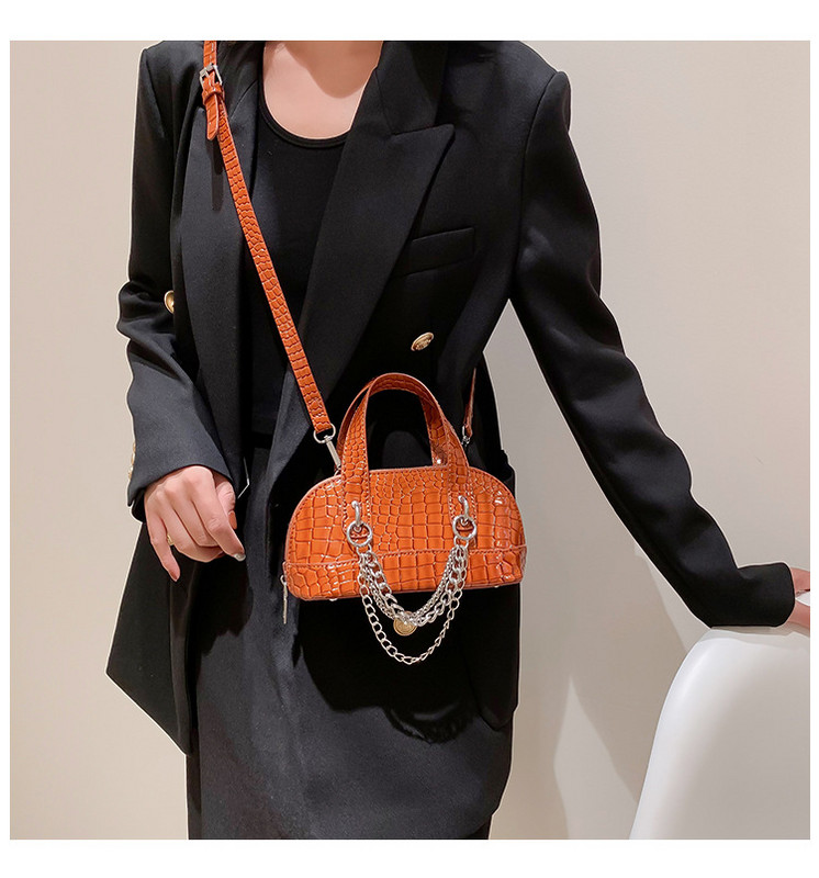 2022 Alligator Grain válltáska Női Divatos Divatos Net Red Chain Messenger Bag Kiváló minőségű cipzáras kézitáska Shell Bag