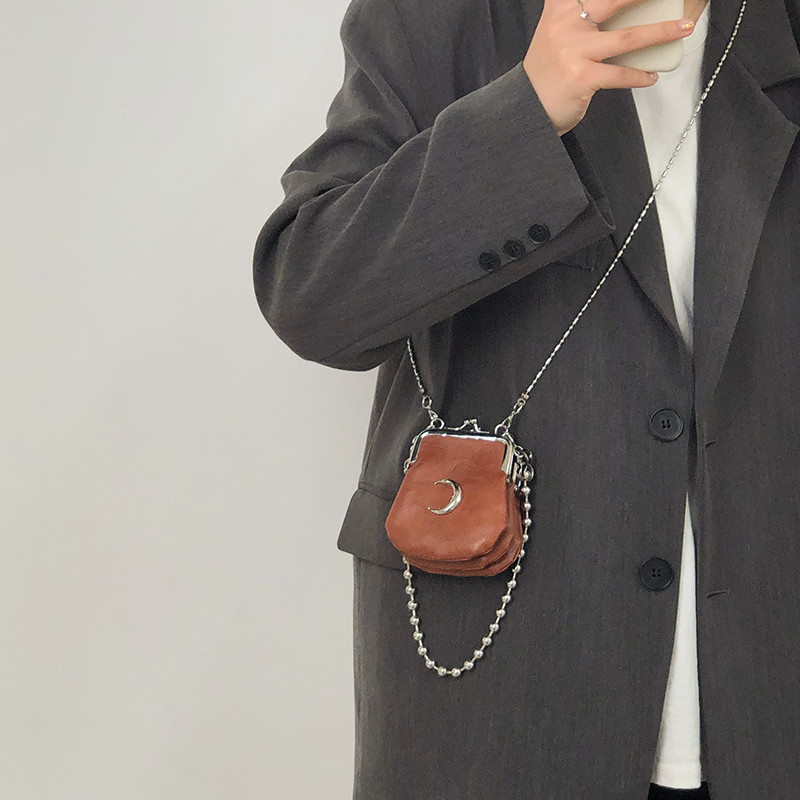 PU-nahast naiste moon Väike õlakott Moekett Naiste Shell Crossbody kotid Retro disainiga naiste minimündikott käekotid