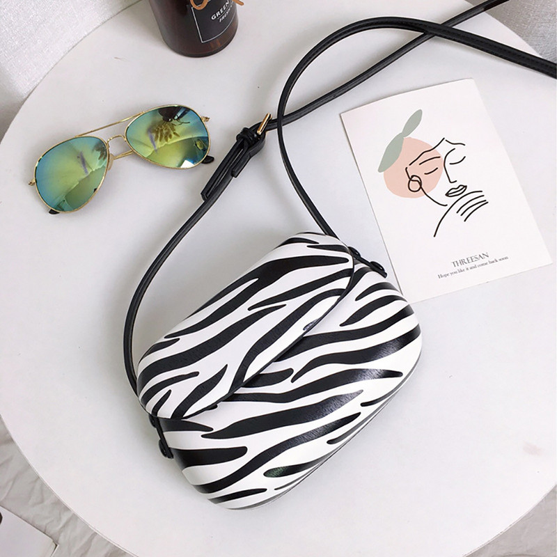 2023 Mini Casual Zebra Crossbody Kawaii kott Nahast Väike mobiiltelefoni kotid Brand Luxury Mellow käekott Väike rahakott Õlakott