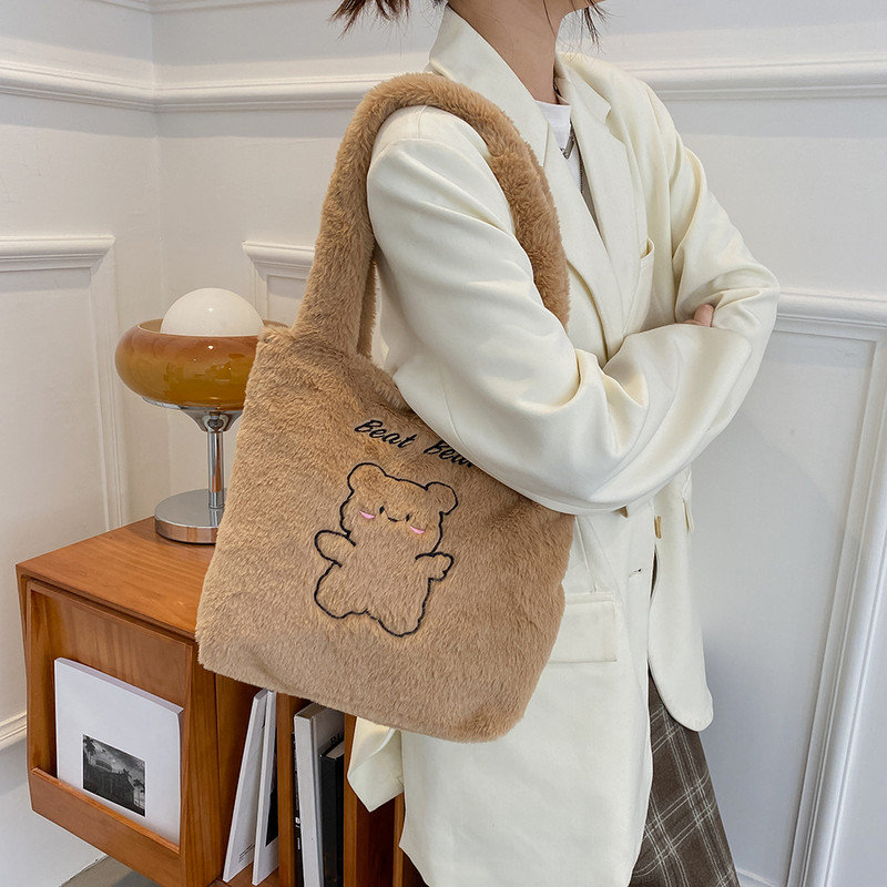 Λούτρινη γυναικεία τσάντα Shopper Τσάντα Cute Little Bear Print Μαλακή βελούδινη τσάντα ώμου Γυναικεία φθινοπωρινή χειμερινή casual τσάντα μεγάλης χωρητικότητας