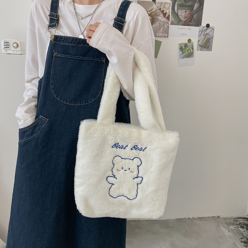 Λούτρινη γυναικεία τσάντα Shopper Τσάντα Cute Little Bear Print Μαλακή βελούδινη τσάντα ώμου Γυναικεία φθινοπωρινή χειμερινή casual τσάντα μεγάλης χωρητικότητας