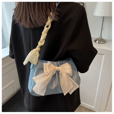 Γυναικεία τσάντα ώμου Ευέλικτη MBTI White Bow 2023 Καλοκαιρινή και Φθινοπωρινή μόδα Νέα πλισέ τσάντα Cloud για γυναίκες Δωρεάν αποστολή