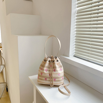 Μόδα γυναικείες τσάντες χιαστί Trend Εξαιρετική τσάντα ώμου Δερμάτινη τσάντα αγάπης καρδιάς κεντημένη τσάντα αγορών Μικρές τσάντες