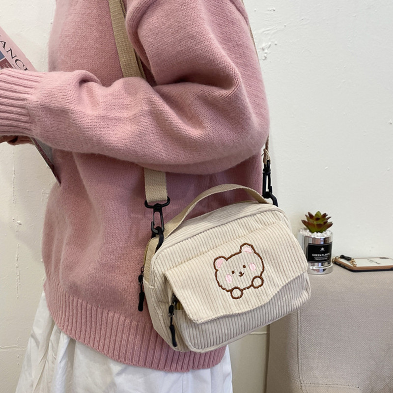Kawaii Messenger kott Corduroy Crossbody kotid Väike hoiustamine huulepulk Kosmeetika kott Tikand Cartoon Bear Shopping Käekott Uus