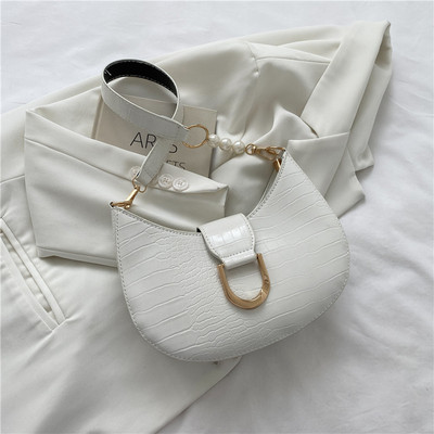 Divat krokodilmintás női válltáska gyöngy dekoráció kézitáskák tervező hónaljtáskák keresztben