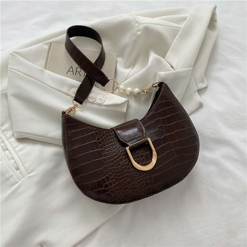 Divat krokodilmintás női válltáska gyöngy dekoráció kézitáskák tervező hónaljtáskák keresztben