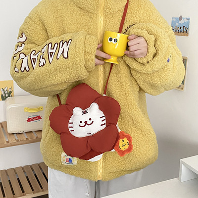 Hylhexyr armas väike tiiger tikitud rist kehaga kott Topeltselja lillekujuline õlakott Naiste mobiiltelefoni kott