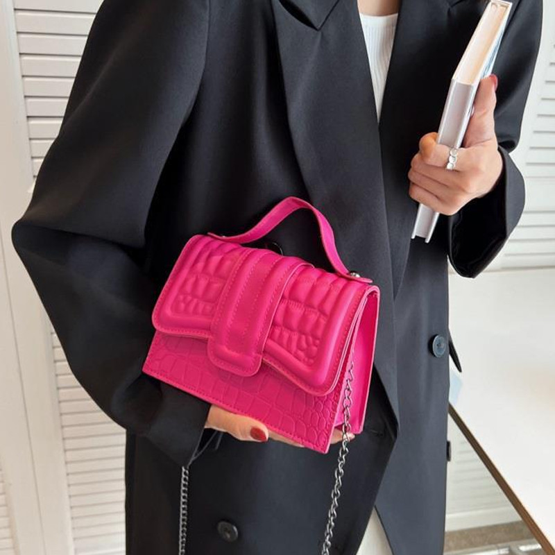 Γυναικείες καλοκαιρινές τσάντες 2023 Νέα Chain Messenger Τσάντες Τετράγωνες τσάντες ώμου Lattice μονόχρωμες επώνυμα τσάντες και τσάντες