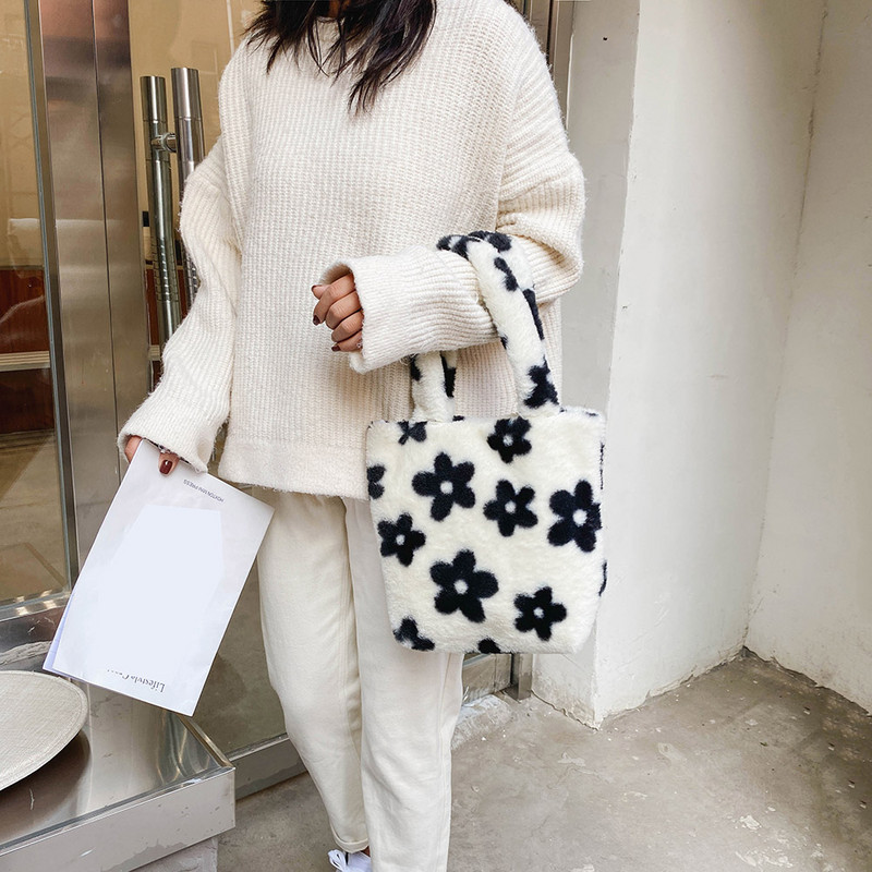 2021 INS Fashion Γυναικείες τσάντες ώμου με μοτίβο λουλουδιών Γυναικείες χειμωνιάτικες βελούδινες τσάντες μασχάλης από ψεύτικη γούνα Τσάντα χειρός Γούνινα αφράτα τσαντάκια