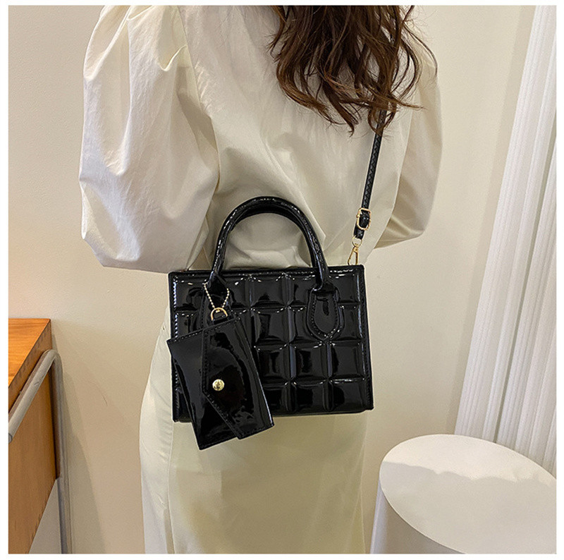 Vabaaja patenteeritud PU-nahast õlakott naistele Moodne ühevärviline Crossbody käekotid Rahakott Naistele Lihtne disainkott