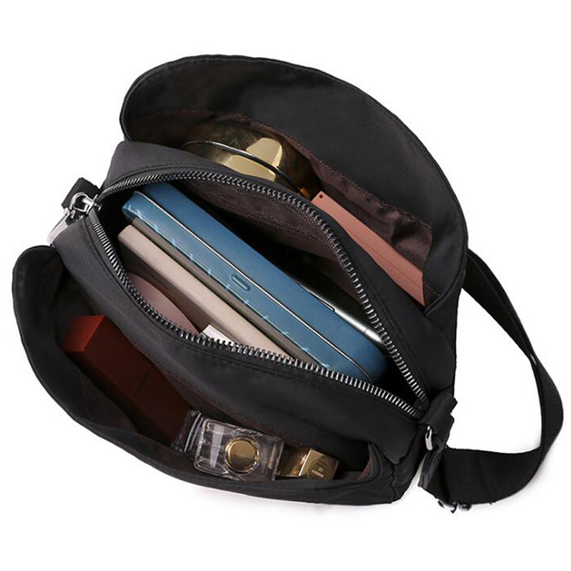 Moodne naiste Crossbody kott Must pehme nailonist õlakott Patchwork Messenger kott Väike klapp kotid Bolsas Feminina