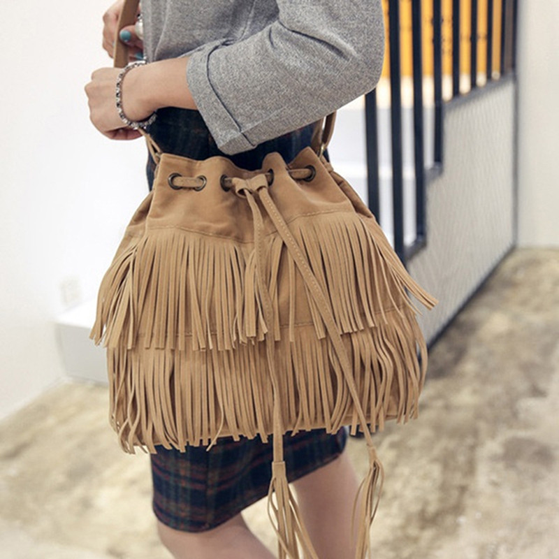 2022 Retro Faux Suede Fringe Naiste Sõnumikotid Tote Uus Käekott Tutt Õlakotid Crossbody Bag Bolsa Fesmall Na
