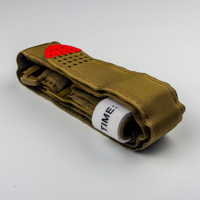 Vienos rankos pirmosios pagalbos turniketas, pagamintas iš aliuminio strypo, naudojamas karinių reikmenų sukimosi taktinis avarinis gelbėjimo gyvybės išlikimo įrankis