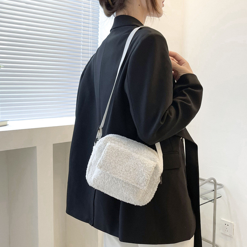 Talvine villane kohev karusnahast õlakott naistele. Soe plüüs kaenlaaukott Disainer Lady Crossbody Bag Armas telefonikott