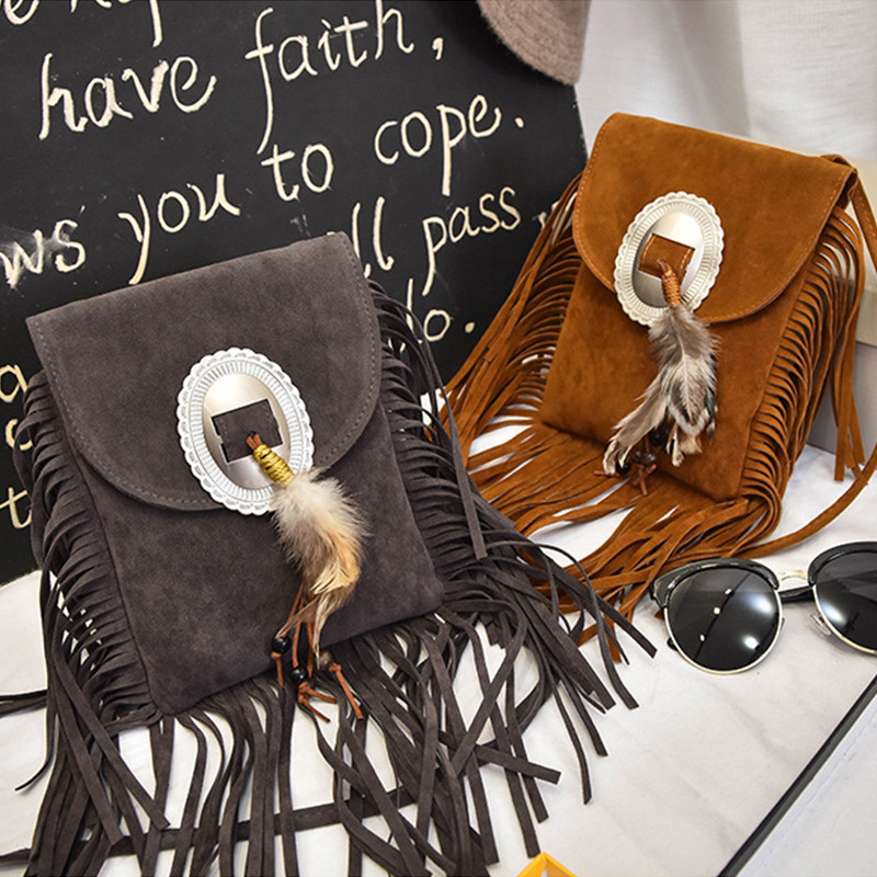 Ματ PU δερμάτινη τσάντα ώμου Γυναικεία τσάντα χιαστί με φούντα Fashion Feather τσάντα Messenger National Small Flap Τσάντες Lady Purse bolso