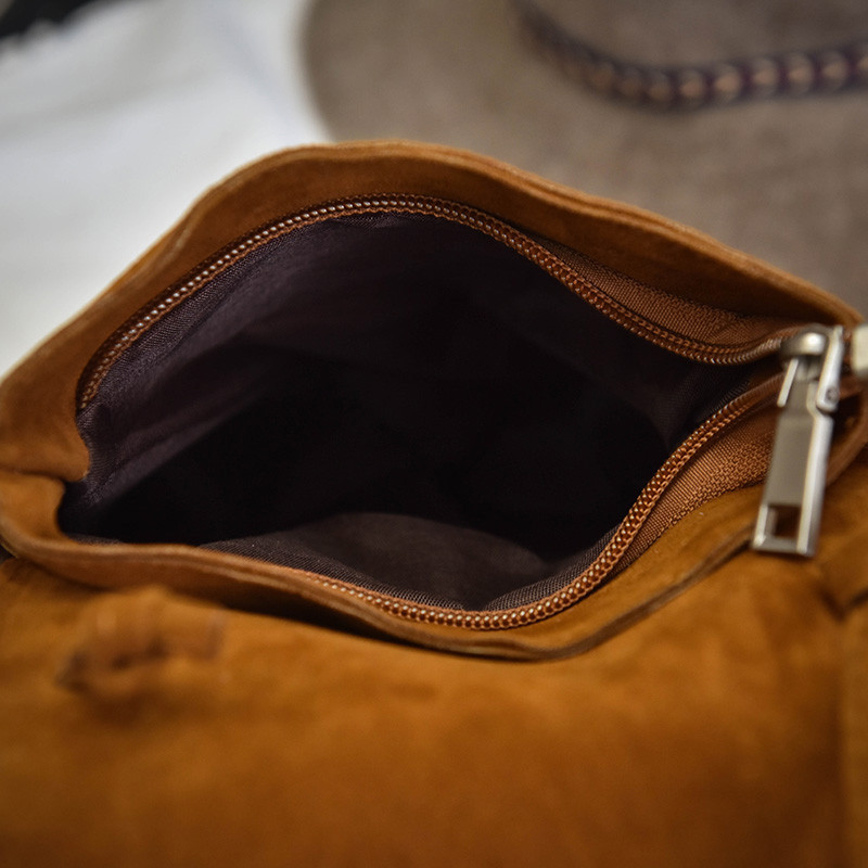 Ματ PU δερμάτινη τσάντα ώμου Γυναικεία τσάντα χιαστί με φούντα Fashion Feather τσάντα Messenger National Small Flap Τσάντες Lady Purse bolso