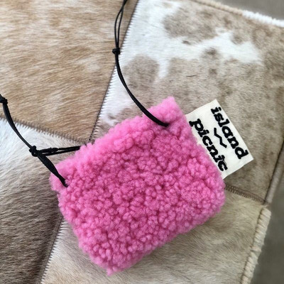 2020 Νέα γυναικεία τσάντα τσάντα μάλλινη τσάντα χιαστί Απλή και χαριτωμένη μικρή τσάντα βελούδινη τσάντα ώμου Μίνι τσάντα παντός αντιστοιχίας