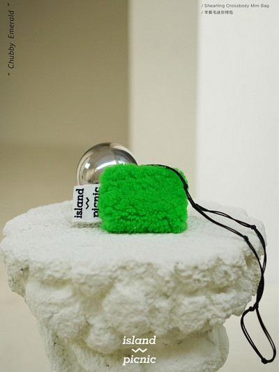 2020 Νέα γυναικεία τσάντα τσάντα μάλλινη τσάντα χιαστί Απλή και χαριτωμένη μικρή τσάντα βελούδινη τσάντα ώμου Μίνι τσάντα παντός αντιστοιχίας