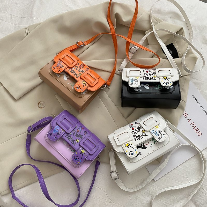 Női graffitis egy vállra keresztezett Cambridge táska 2020 népszerű, új divatos koreai hálóvörös, teljesen passzoló kis táska