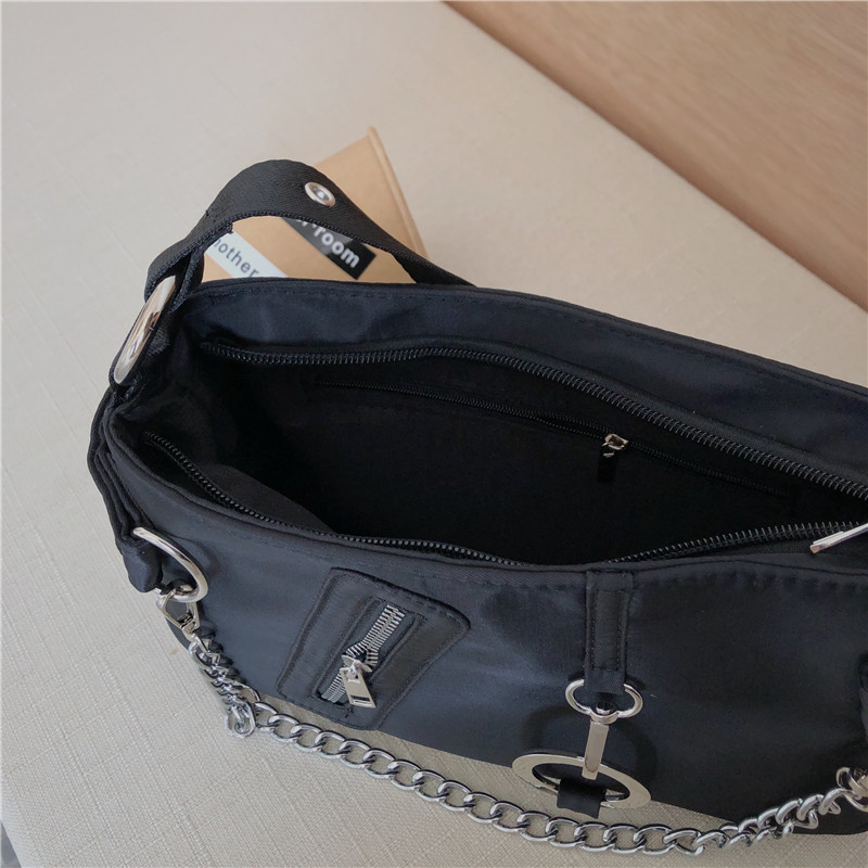 Vintage Chains Τσάντα Γυναικεία Nylon Τσάντα ώμου Νέα τάση Τσάντα μασχάλης Cool Girls Underam Bag Street Lady Handbag bolso SAC