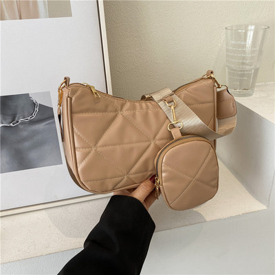 Нова лятна дамска чанта за 2022 г. Модна универсална чанта през рамо с ромб Дамска тенденция Едноцветна малка квадратна чанта с цип