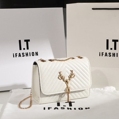 New Designer 2023 Moodne naiste kott Luksuslik kaubamärk naiste õlakotid Väikesed PU-nahast naiste kaenlaalused käekott