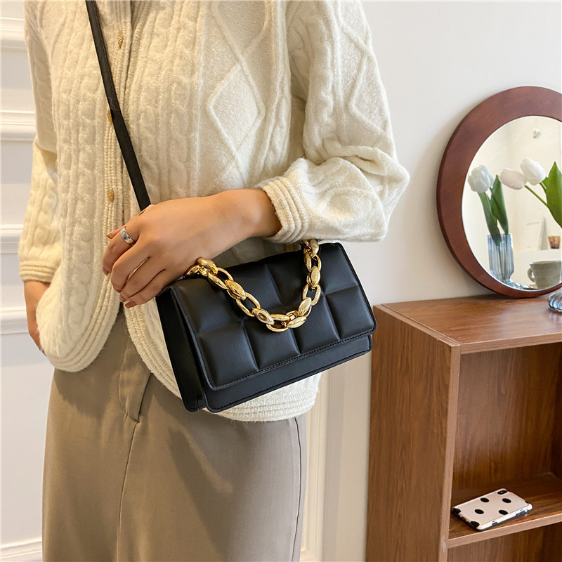 Minimalistlik tepitud klapiga ruudukott naistele 2022 Brändi disainer Luksuslikud Crossbody kotid Naiste õlakotid Paks kett