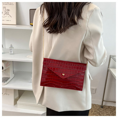 Naiste suvine õlakott New Style Korea Messenger Bag Käekott Kuldne ja hõbedane pandlaga Mitmekülgne õlakott B499