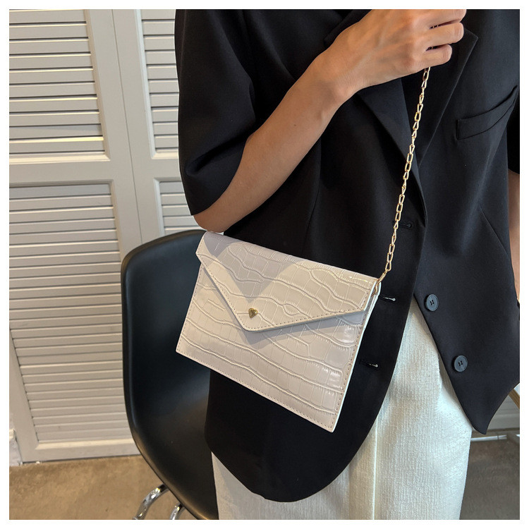 Naiste suvine õlakott New Style Korea Messenger Bag Käekott Kuldne ja hõbedane pandlaga Mitmekülgne õlakott B499