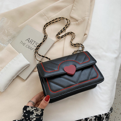 Mood Trendikas Messenger käekotid Südame muster Uus moodne kett kandiline rahakotid Nahast sling kott Naiste messenger kotid